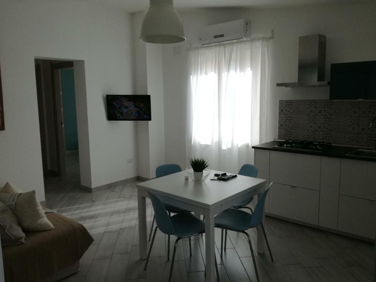 Casa Vacanze Villa Carmela Porto Torres Exterior foto
