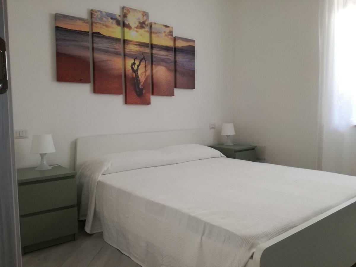 Casa Vacanze Villa Carmela Porto Torres Exterior foto